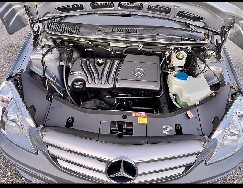 Używany Mercedes B200 193 KM (141 kW) 2007 Srebrny Minivan