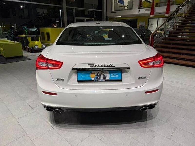 Gebraucht Maserati Ghibli 430 PS (316 kW) 2017 Bianco alpi Limousine