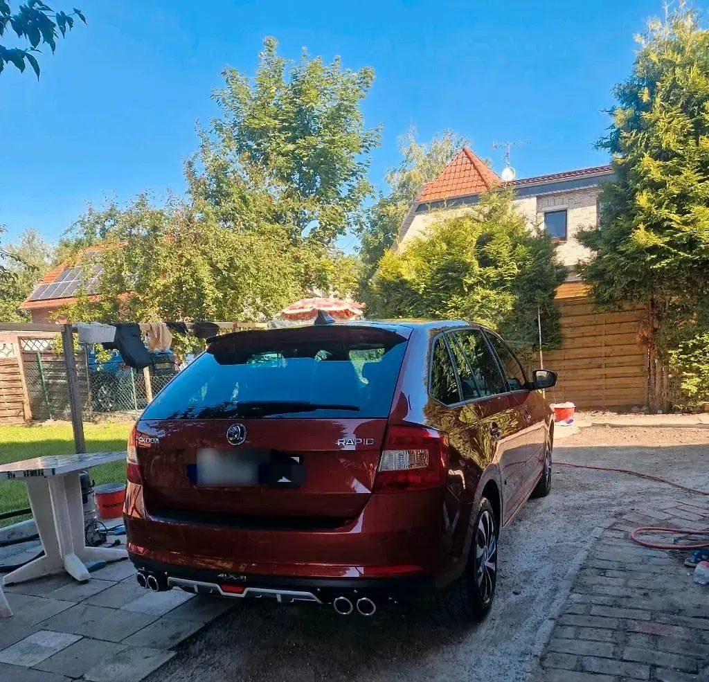Gebraucht Skoda Rapid 114 PS (83 kW) 2015 Rot Kleinwagen