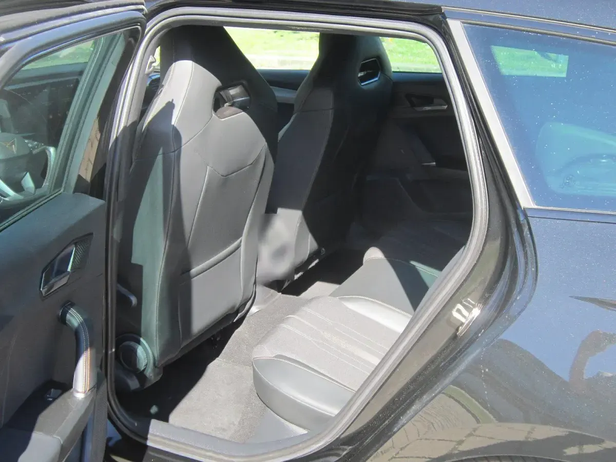 Gebraucht Cupra Leon 245 PS (180 kW) 2021 Schwarz Kombi