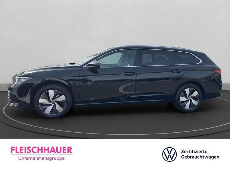 Gebraucht VW Passat Business 150 PS (110 kW) 2025 Schwarz Kombi