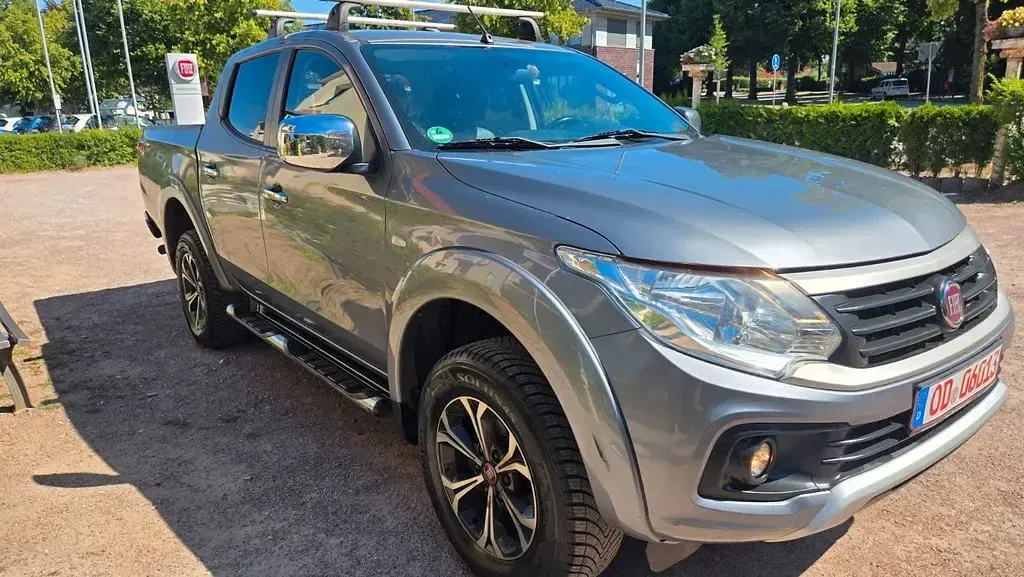 Gebraucht Fiat Fullback Launch Edition 181 PS (133 kW) 2016 Grau Pickup