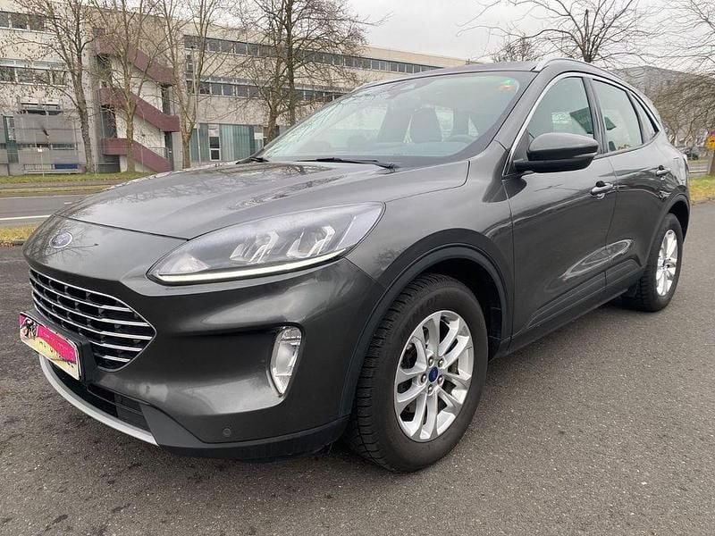 Grau Gebraucht 2022 Ford Kuga Titanium SUV | 14.850 € (Guter Preis) - Bild 1/4