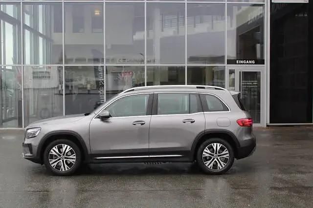 Gebraucht Mercedes GLB220 Progressive 190 PS (139 kW) 2025 Grau SUV