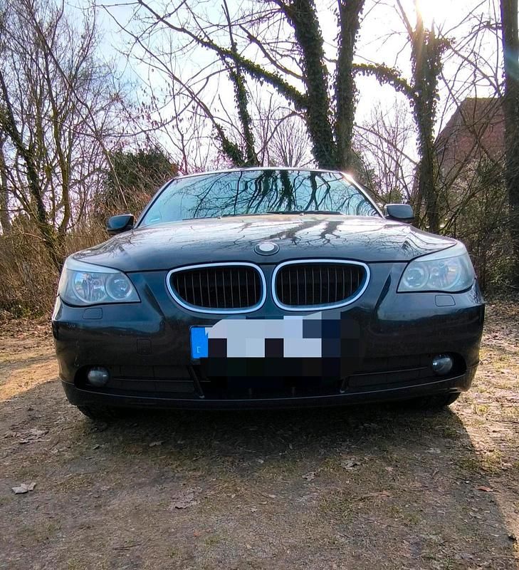 Gebraucht BMW 520 169 PS (124 kW) 2007 Schwarz Limousine