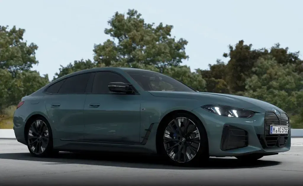 Gebraucht BMW i4 M Sport 400 kW (544 PS) 2025 Cape york grün Limousine