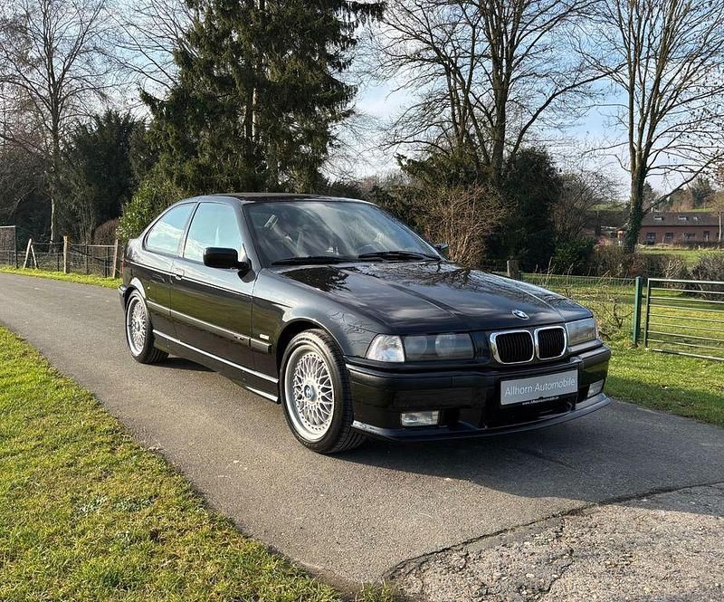 Schwarz Gebraucht 1999 BMW 323 M Sport Coupé | 10.900 € (Fairer Preis) - Bild 1/4