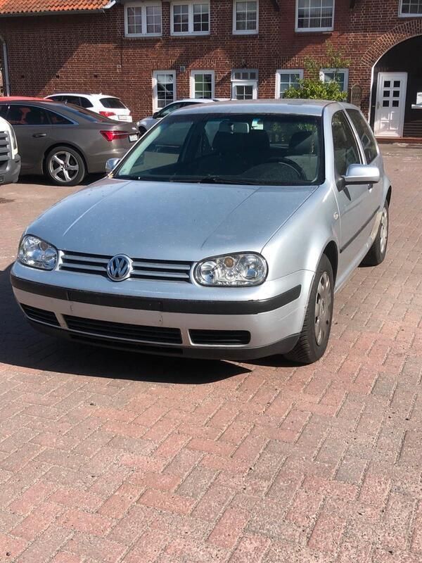 Silber Gebraucht 2001 VW Golf IV Kombi | 550 € (Guter Preis) - Bild 1/4