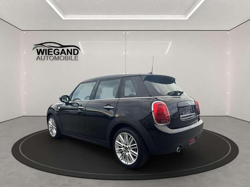 Gebraucht Mini Cooper Chili 136 PS (100 kW) 2020 Schwarz Kleinwagen