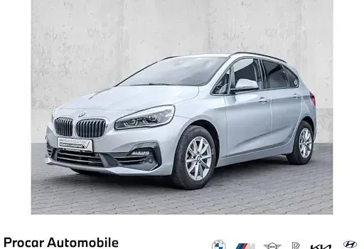 Gebraucht BMW 216 Advantage 109 PS (80 kW) 2021 Silber Coupé