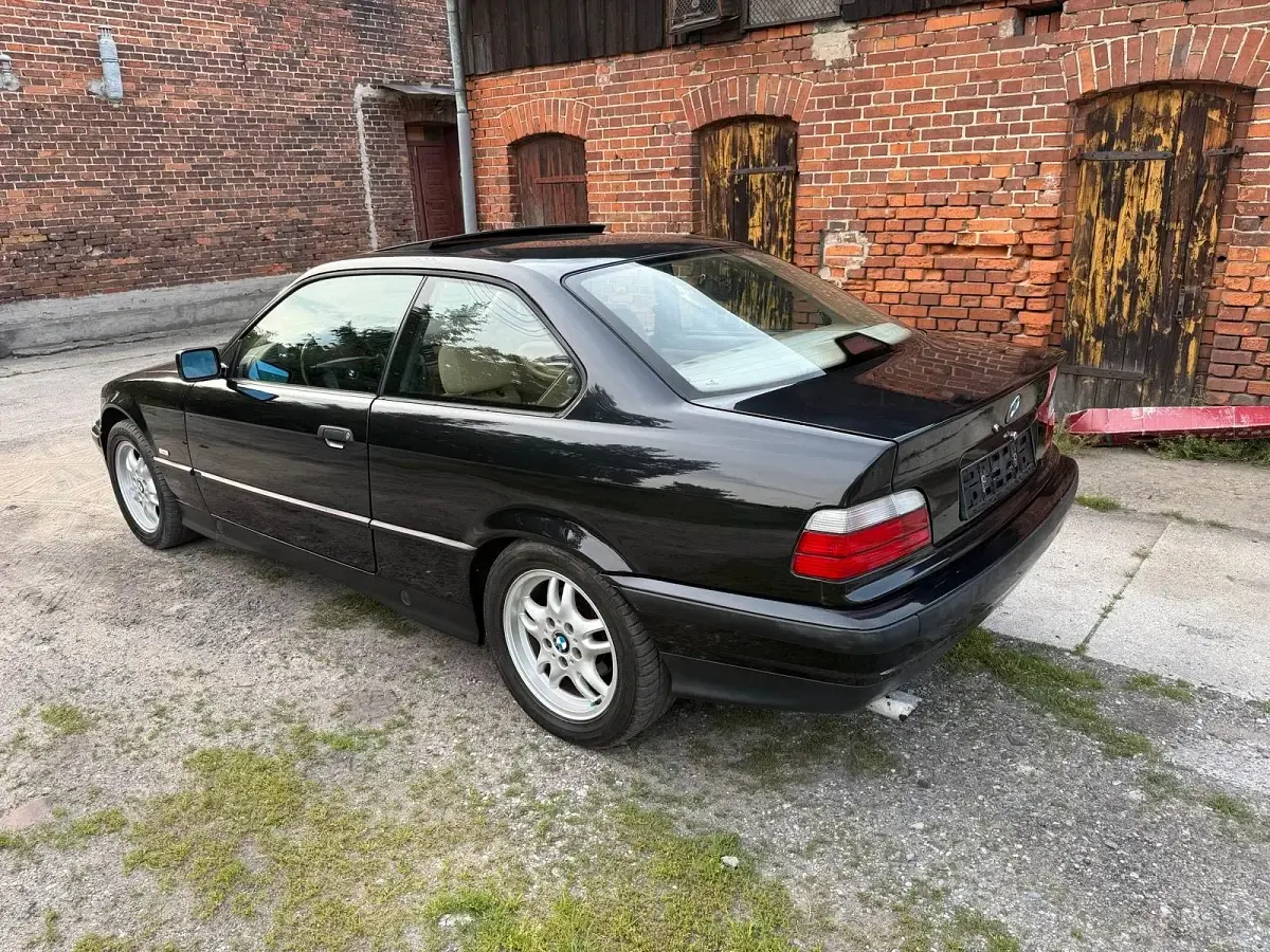 Gebraucht BMW 323 170 PS (125 kW) 1997 Schwarz Coupé