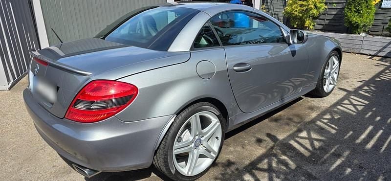 Gebraucht Mercedes SLK200 171 PS (125 kW) 2009 Grau Cabrio