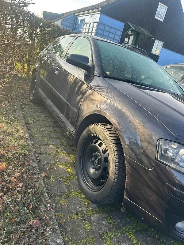 Gebraucht Audi A3 125 PS (91 kW) 2009 Grau Limousine