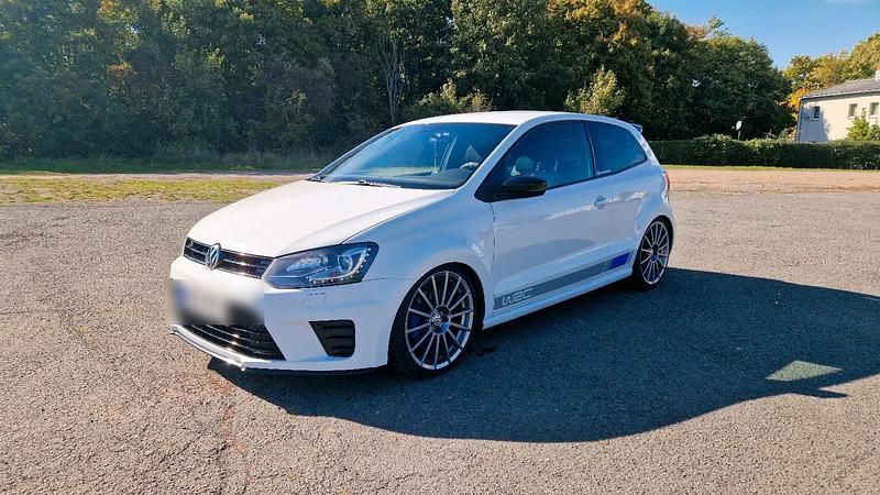 Weiß Gebraucht 2013 VW Polo Kleinwagen | 15.550 € - Bild 1/4