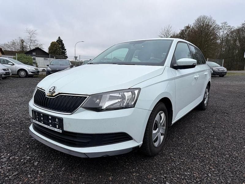 Weiß Gebraucht 2016 Skoda Fabia Active Kombi | 3.999 € (Superpreis) - Bild 1/4