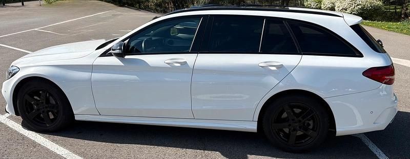 Gebraucht Mercedes C250 211 PS (155 kW) 2018 Weiß Kombi