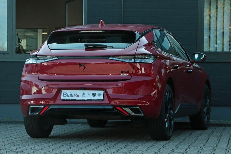 Gebraucht DS Automobiles DS4 Performance 131 PS (96 kW) 2023 Rot Limousine