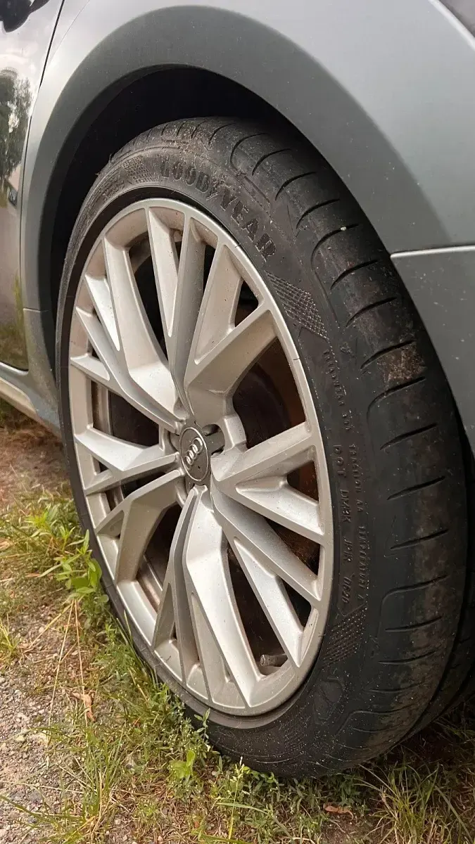 Gebraucht Audi A6 Allroad 313 PS (230 kW) 2013 Schwarz Kombi