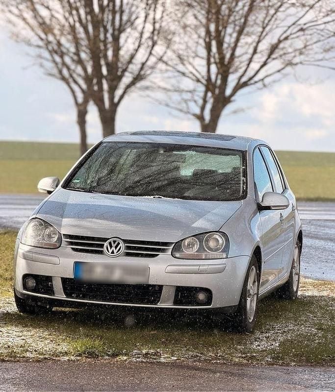 Gebraucht VW Golf V 150 PS (110 kW) 2004 Silber Kleinwagen