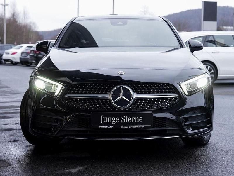 Gebraucht Mercedes A250 AMG 218 PS (160 kW) 2020 Unilack nachtschwarz Limousine