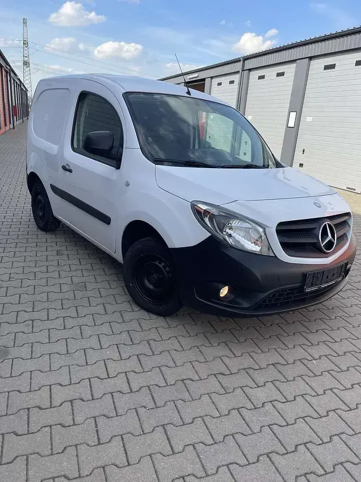 Gebraucht Mercedes Citan 111 110 PS (80 kW) 2016 Weiß Van / Kleinbus