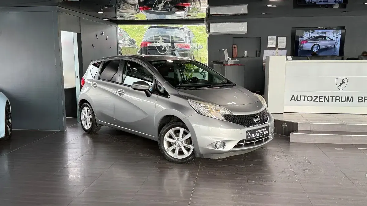 Second-hand Nissan Note Acenta 98 CP (72 kW) 2016 Argintiu Hatchback