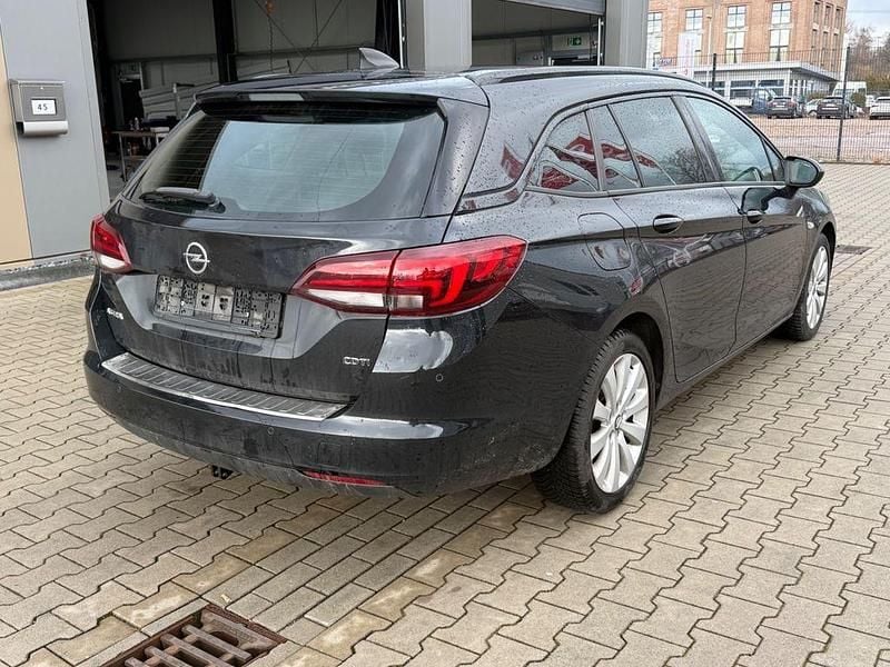 Gebraucht Opel Astra Dynamic 136 PS (100 kW) 2016 Schwarz Kombi
