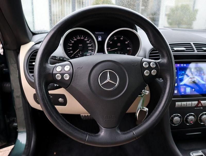 Gebraucht Mercedes SLK350 272 PS (200 kW) 2007 Grün Cabrio