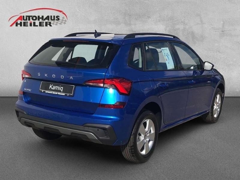 Neu Skoda Kamiq Selection 116 PS (85 kW) 2025 Blau SUV