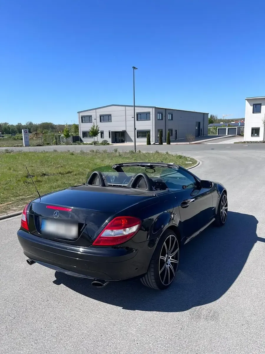 Gebraucht Mercedes SLK200 163 PS (119 kW) 2005 Schwarz Cabrio