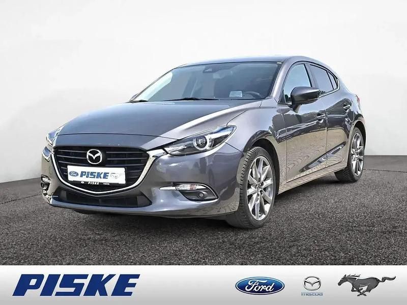 Grau Gebraucht 2018 Mazda 3 Kizoku Limousine | 13.950 € (Fairer Preis) - Bild 1/4