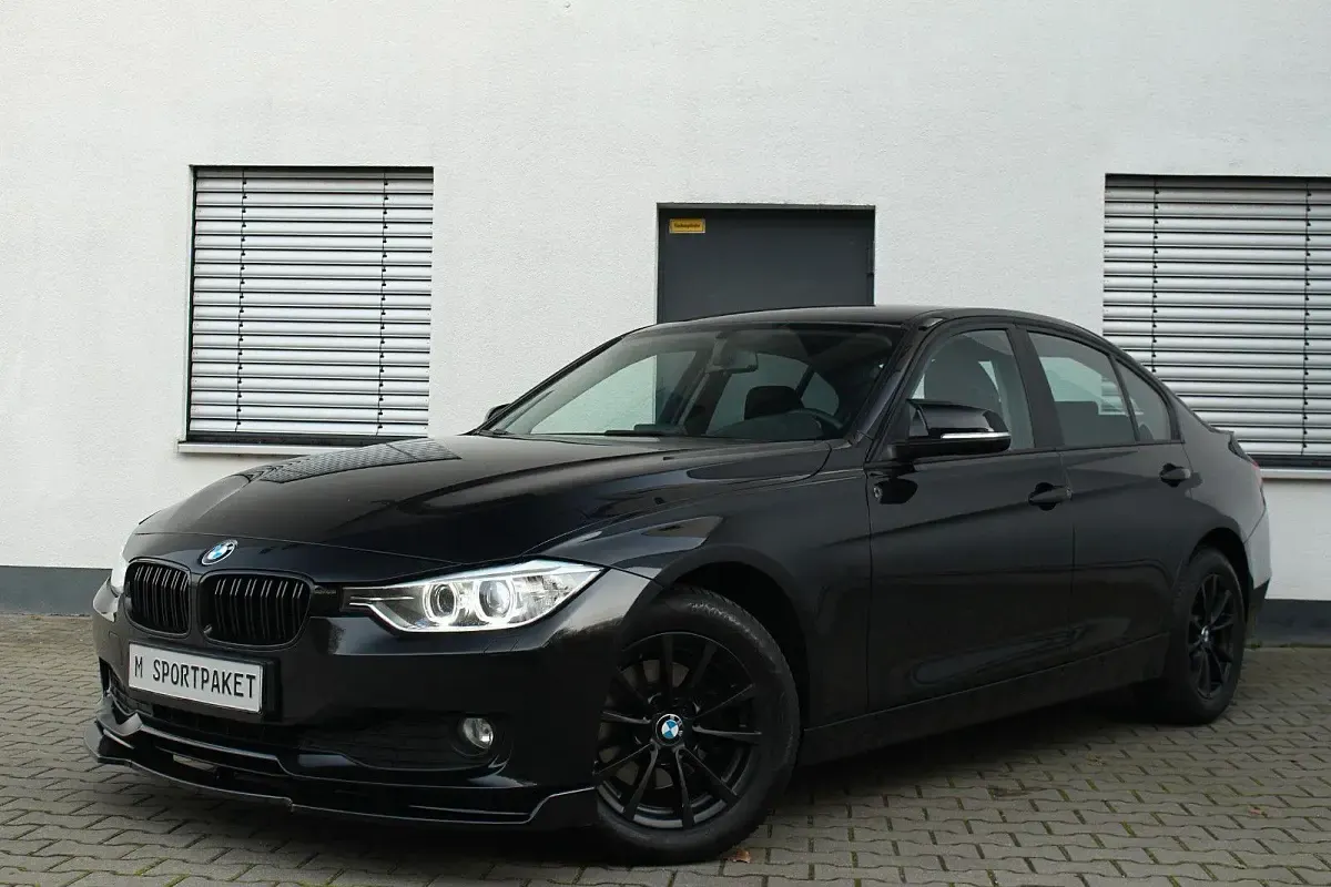 Gebraucht BMW 316 M Sport 136 PS (100 kW) 2013 Schwarz Limousine