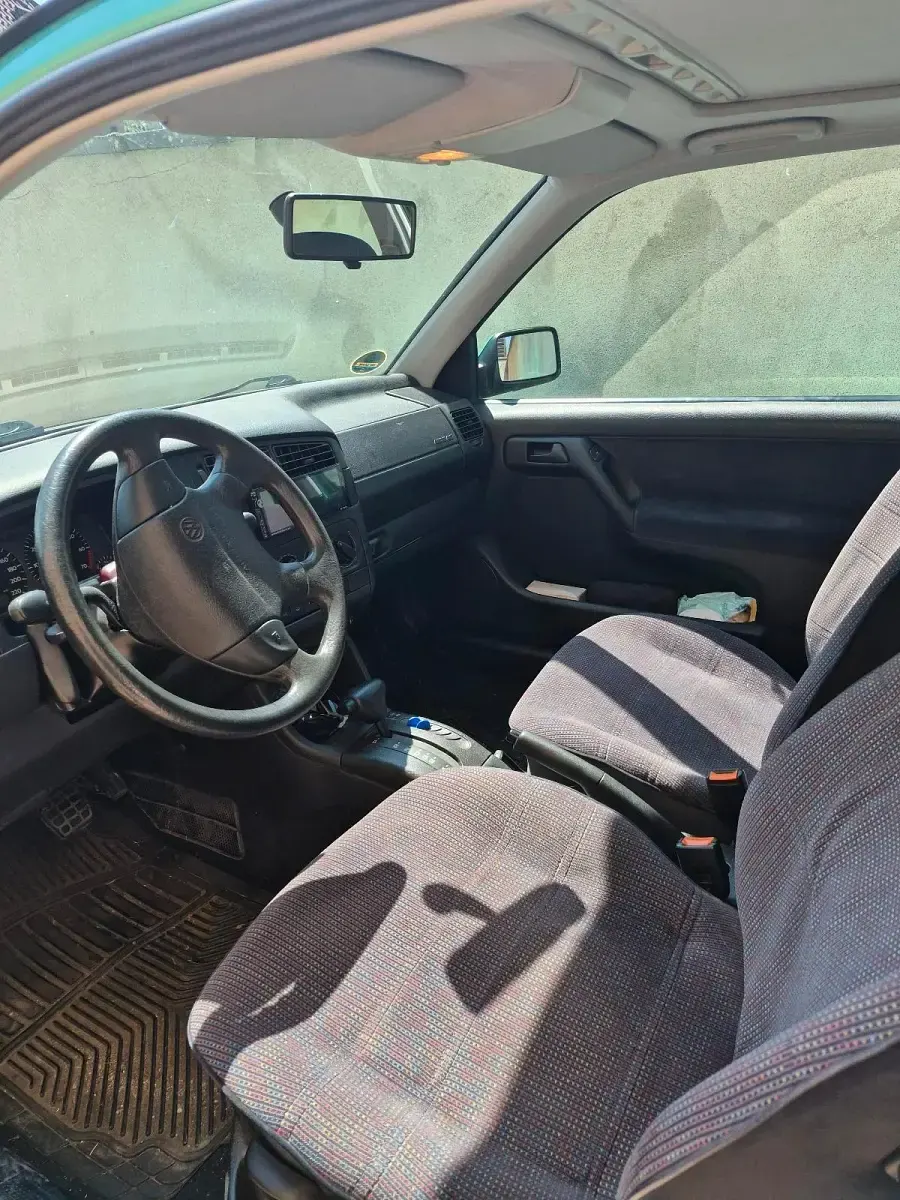Gebraucht VW Golf III 60 PS (44 kW) 1996 Grün Kleinwagen