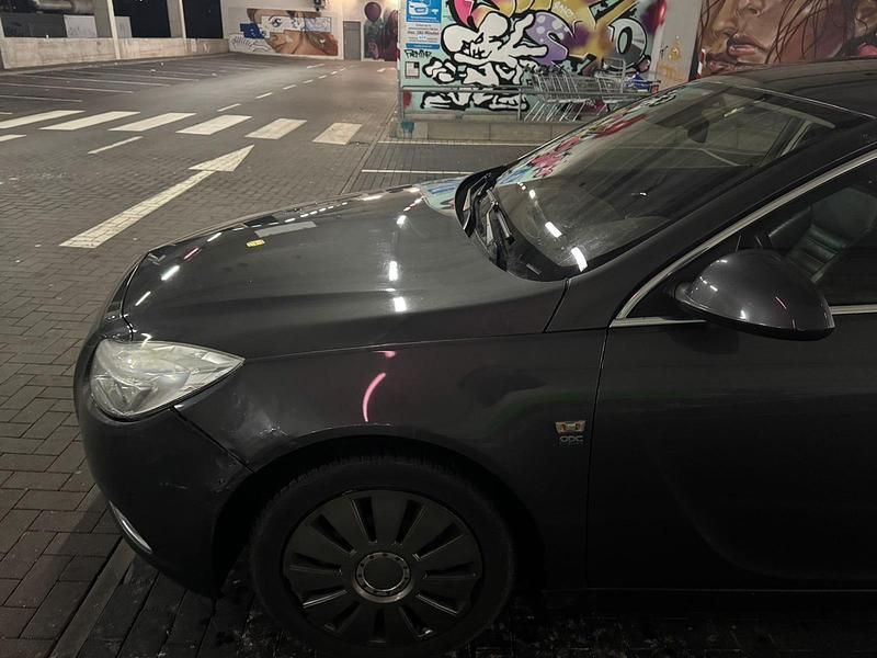 Gebraucht Opel Insignia 260 PS (191 kW) 2009 Grau Limousine