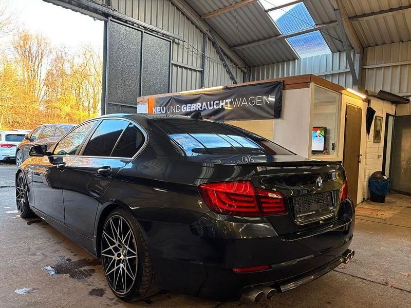 Gebraucht BMW 520 M Sport 184 PS (135 kW) 2013 Grau Limousine