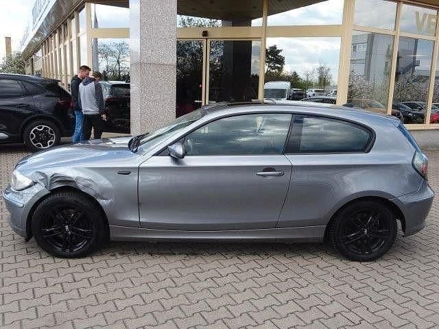 Używany BMW 118 143 KM (105 kW) 2008 Szary Hatchback