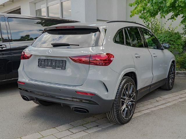 Gebraucht Mercedes GLA250 AMG line 224 PS (164 kW) 2025 SUV