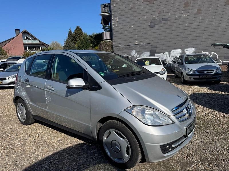 Gebraucht Mercedes A160 95 PS (69 kW) 2010 Silber Kleinwagen