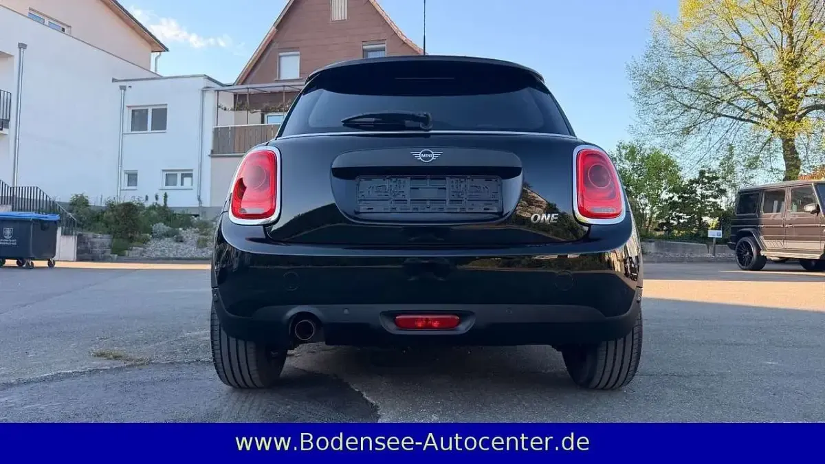 Usado Mini ONE 102 HP (75 kW) 2020 Preto Citadino