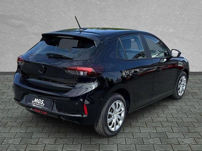 Gebraucht Opel Corsa Basis 101 PS (74 kW) 2025 Kristall silber (metallic) Limousine