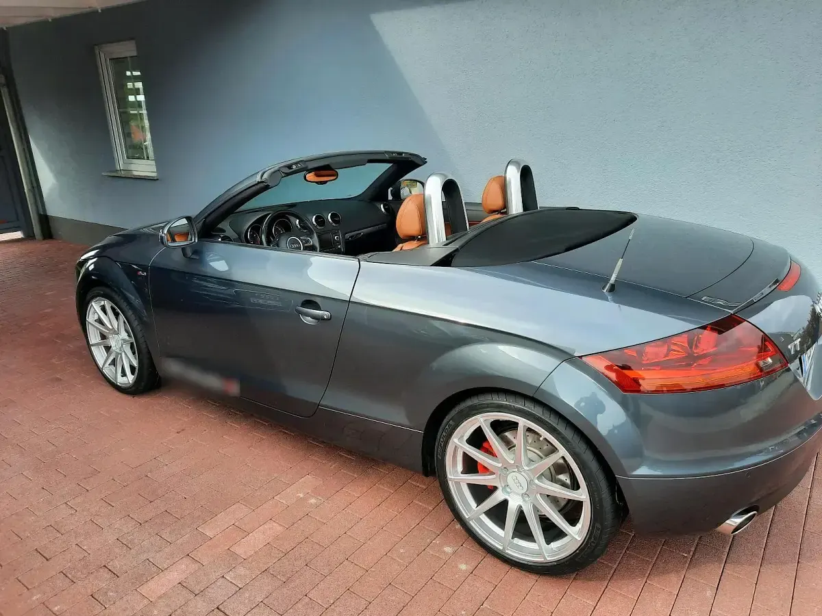 Gebraucht Audi TT Roadster 250 PS (183 kW) 2008 Grau Cabrio