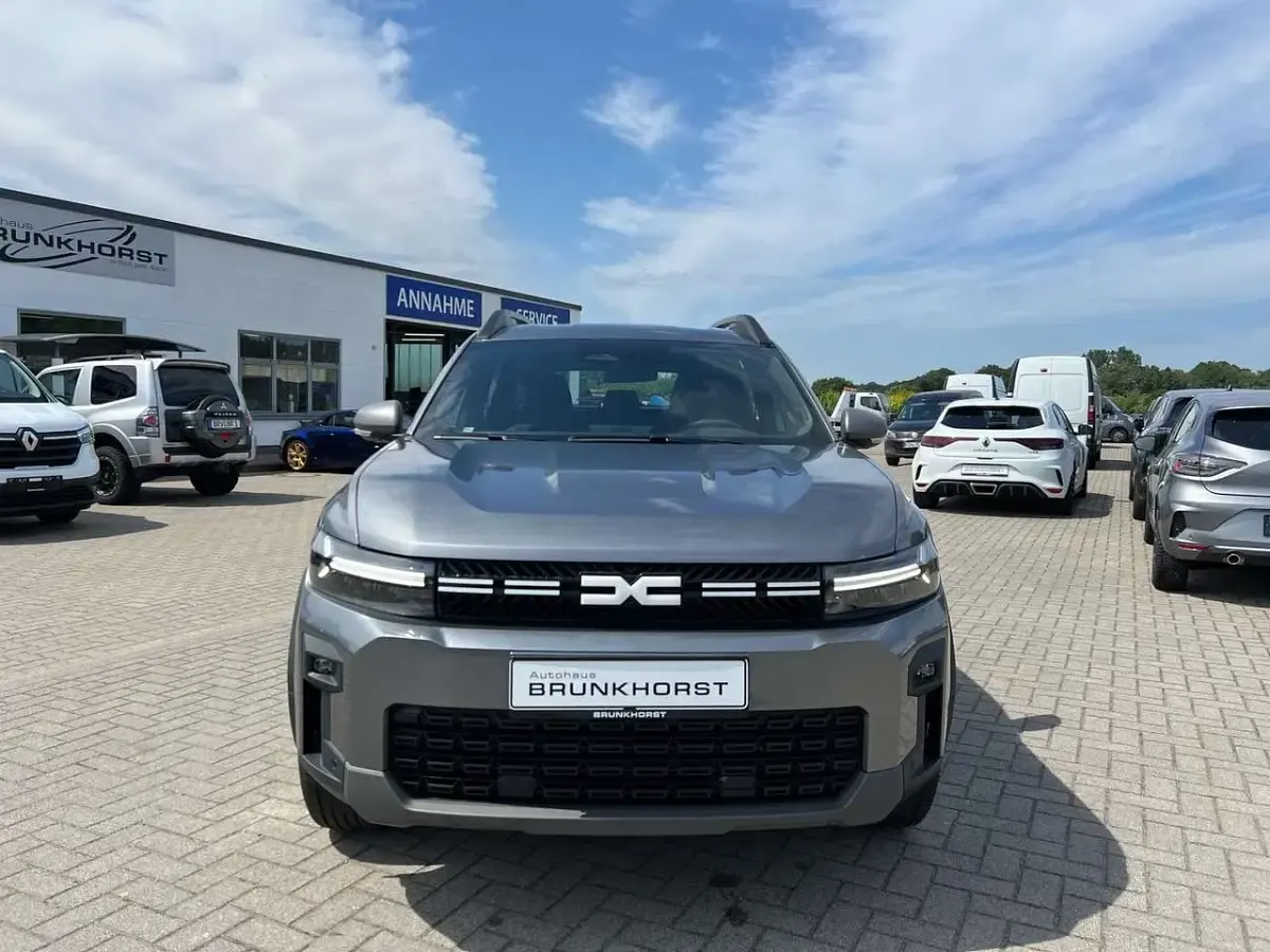 Neu Dacia Bigster Expression 140 PS (102 kW) 2025 Dolomitgrau SUV