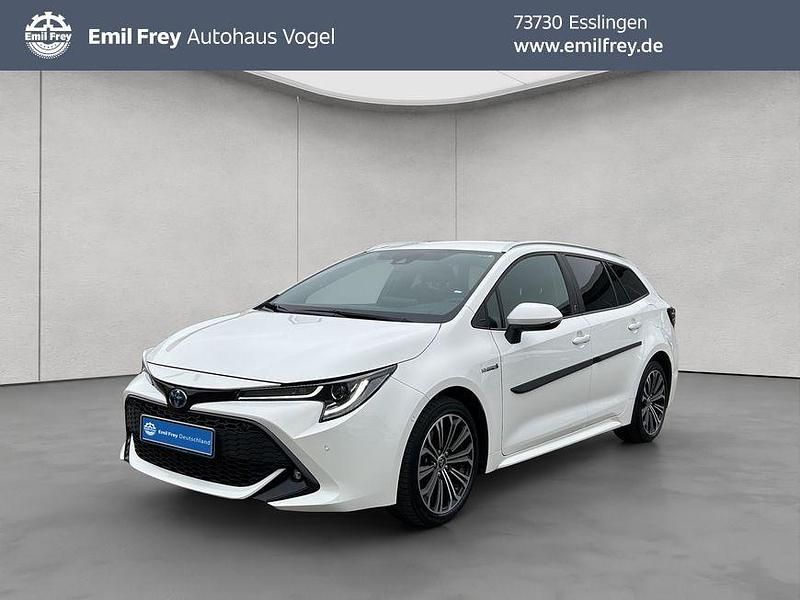 Schneeweiß Gebraucht 2020 Toyota Corolla Team Kombi | 20.980 € (Guter Preis) - Bild 1/4