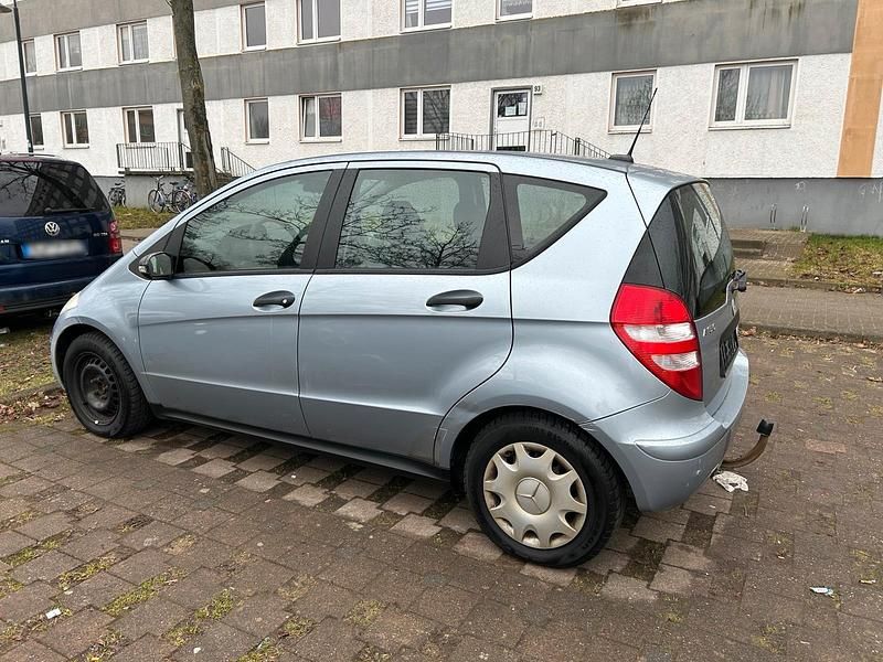 Gebraucht Mercedes A150 105 PS (77 kW) 2007 Blau Kleinwagen