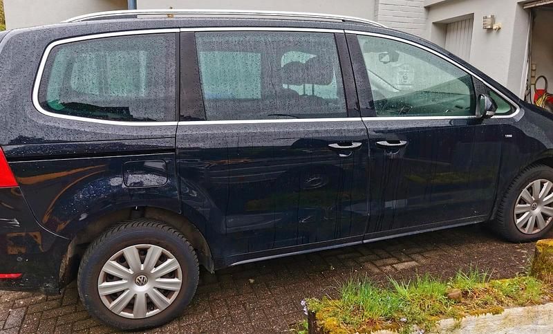 Gebraucht VW Sharan Cup 150 PS (110 kW) 2014 Schwarz Van / Kleinbus