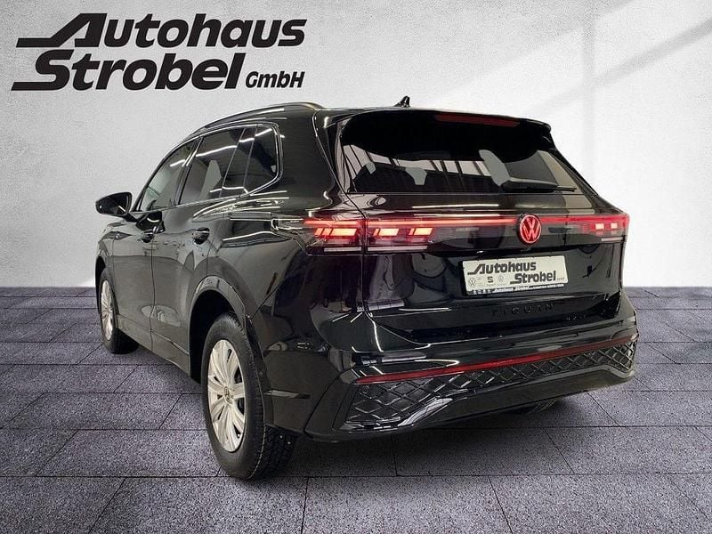 Neu VW Tiguan R-line 150 PS (110 kW) 2026 Schwarz SUV