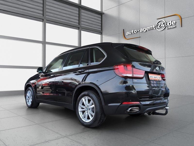 Gebraucht BMW X5 Sport Line 258 PS (189 kW) 2017 Black sapphire metallic (475) SUV