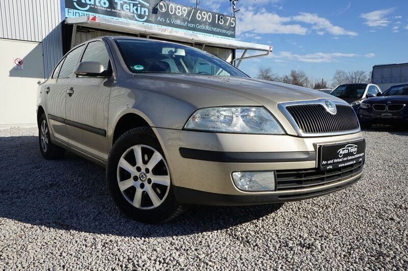 Saharabeige metallic Gebraucht 2006 Skoda Octavia Ambiente Limousine | 2.290 € (Fairer Preis) - Bild 1/3