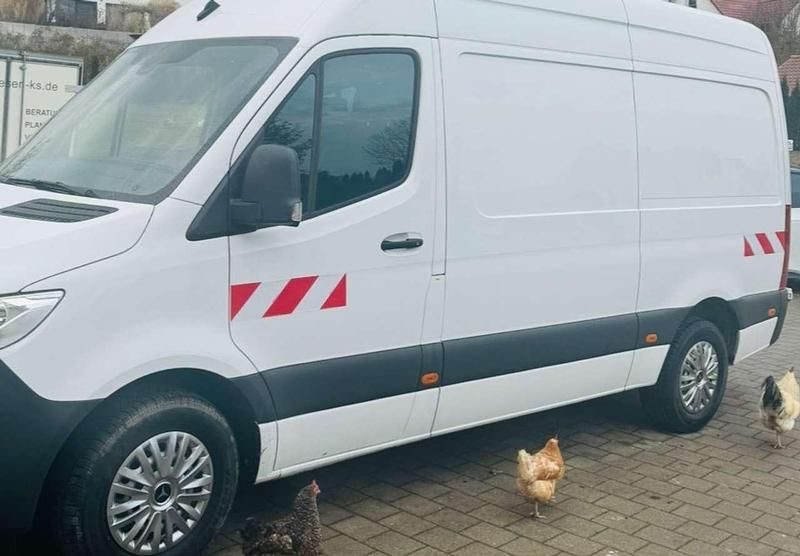 Gebraucht Mercedes Sprinter 163 PS (119 kW) 2023 Weiß Van