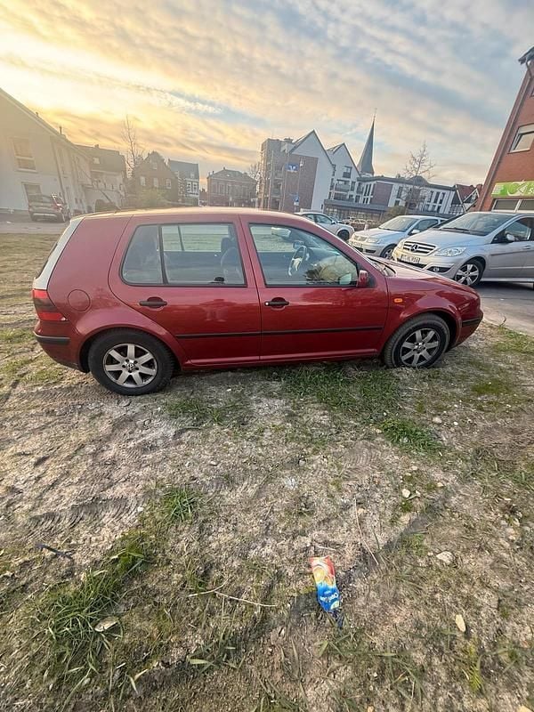 Gebraucht VW Golf IV 101 PS (74 kW) 1998 Rot Kleinwagen